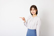 © Paylessimages - 指差しをするOL