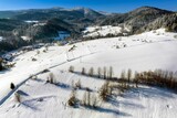 Fototapeta Na ścianę - Zimowy, śnieżny poranek w Gorcach w miejscowości Szczawa