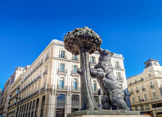 Sticker - View of the statue of the Bear and the Strawberry Tree in the Puerta del Sol square, Madrid, Spain