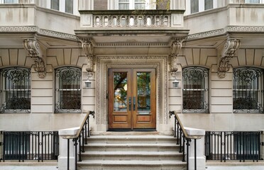 Wall Mural - Entrance to elegant New York apartment building with stone detailing