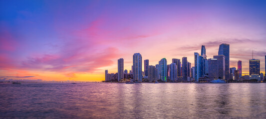 Wall Mural - the skyline of miami during a beautiful sunset