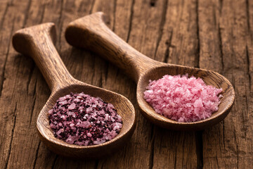 Fine crystals of hibiscus and red wine