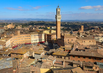 Wall Mural - Top view of Siena in ITALY with the Tower called DEL MANGIA and the Palio square