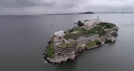 Wall Mural - Aerial view of Alcatraz island in the San Francisco Bay. USA. The most famous Alcatraz Prison, Jail. Sightseeing Place. San Francisco Cityscape in Background