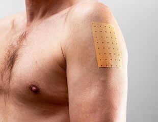 heat patch for pain relief on body skin for warming strain spot