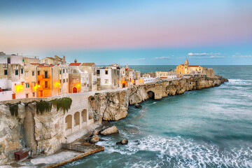 Poster - Vieste - beautiful coastal town on the rocks in Puglia