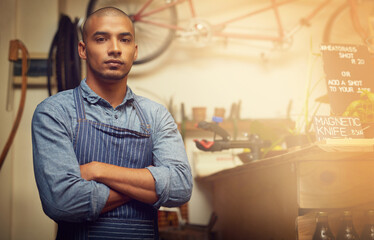 Aufkleber - This store runs on big ambition. Portrait of an ambitious young small business owner.
