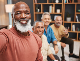 Canvas Print - Senior, selfie and smile of black man with friends in house, having fun and bonding together. Portrait, retirement and face of happy and elderly group of men taking pictures or social media photo.