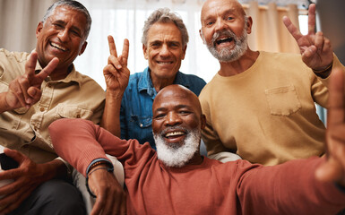 Wall Mural - Portrait, selfie and senior friends with peace sign in house, having fun or bonding together. V emoji, retirement and happy elderly group of men laughing and taking pictures or photo for social media