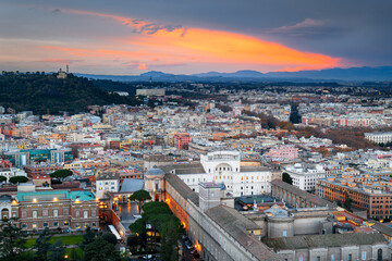 Fototapete - Overlooking the Vatican and Rome at Dusk