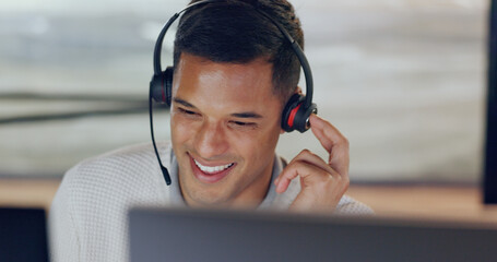 Aufkleber - Telemarketing, overtime and crm, man in customer service talking with headset. Late night work, call center agent or sales consultant with smile with advisory support, help and consulting in office.
