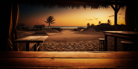 Plateau de table en bois, bar de plage avec fond flou de plage tropicale exotique. Table pour présentation de produits. Bannière de présentation d'un établissement de vacances, en bord de mer
