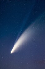 Comet Neowise Shinning In The Night Sky