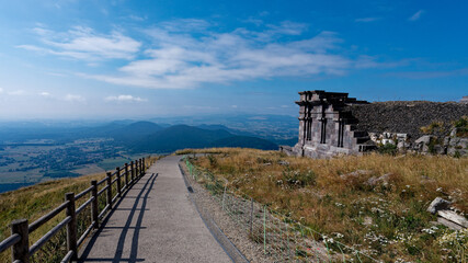 Canvas Print - Sommet du Puy de Dôme, Auvergne, Auvergne-rhone-alpes, France