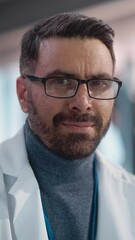 Aufkleber - Vertical Screen: Portrait of Man Wearing Glasses and a Lab Coat Looking at the Camera. Senior Engineer Pursuing Scientific Career. Professional and Successful Laboratory Expert Posing with Confidence