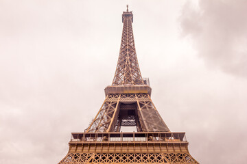 Canvas Print - The Eiffel Tower, Paris, France