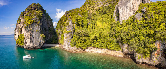 Wall Mural - Aerial view of Koh Kai chicken island and Ko Khom in Krabi, Thailand