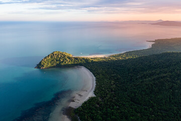 Wall Mural - Sunset over Cape Tribulation in the Daintree National Park