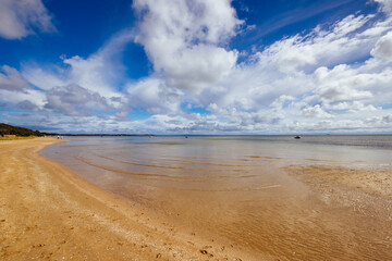 Canvas Print - Tyrone Foreshore Reserve in Melbourne Australia