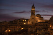 La cattedrale di Matera all'alba