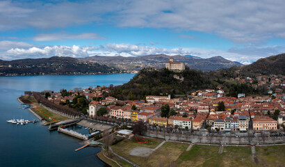 Canvas Print - view of Angera and the Borromeo Castle on the shores of Lake Maggiore