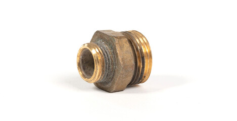 Brass fitting for plumbing pipes, connector for two different sizes