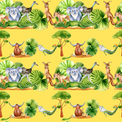  Seamless pattern of cartoon animals watercolor isolated on yellow.