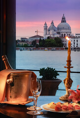 Canvas Print - dettaglio villa veneta con vista sul canal grande