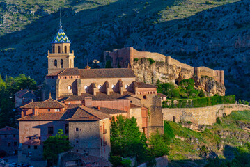 Wall Mural - Sunset panorama view of Spanish town Albarracin