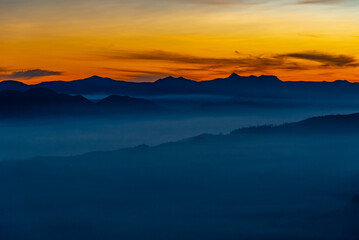 Wall Mural - Sunrise view over Sri Lanka from Adam's peak