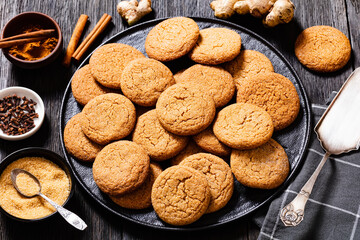 Canvas Print - sweet soft ginger cookies on plate, top view