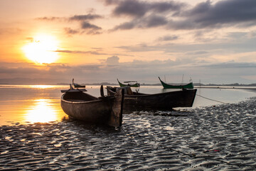 Wall Mural - Fishing boat at sunrise