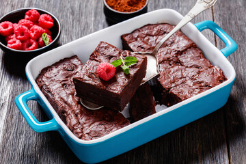 Canvas Print - chocolate brownies with fresh raspberry and mint