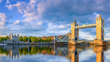 Fototapeta Fototapeta Londyn - panoramic view at the famous tower bridge of london
