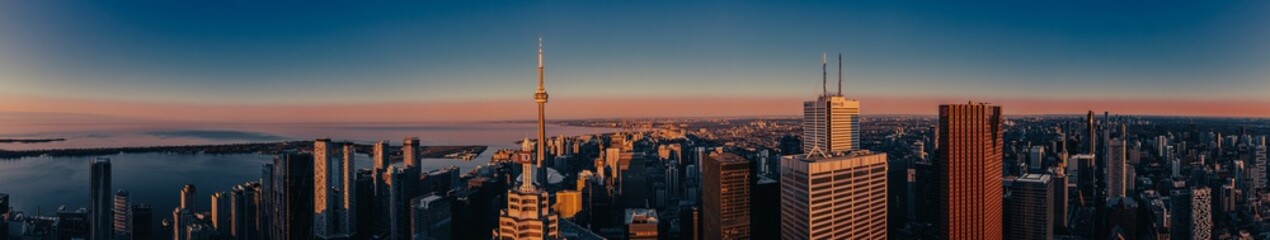 Wall Mural - Cinematic panorama of a beautiful sunrise in Toronto