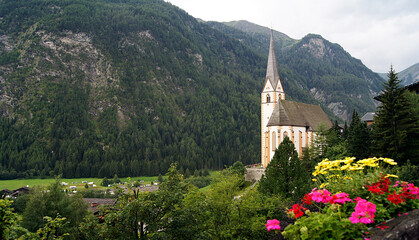 Wall Mural - Heiligenblut, Spittal an der Drau, Carinthia, Austria