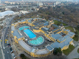 Fototapeta Miasto - Thermal Bath Szechenyi in Budapest, Hungary. People in Water Pool. Drone Point of View.