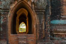 See-through Arch Of Old Pagoda, Old Bagan (Pagan), UNESCO World Heritage Site, Myanmar