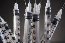 Clustered Single Use Insulin Syringes