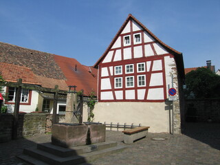 Wall Mural - Brunnen Altstadt Freinsheim