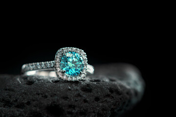 Canvas Print - Engagement Ring With Paraiba Tourmaline