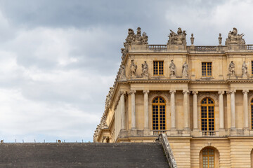 Wall Mural - the facade of chateau de versailles