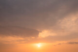Fototapeta Natura - 朝焼けの空と朝日