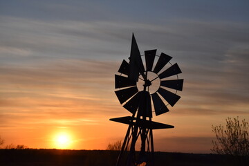 Canvas Print - Windmill Sunset