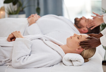 Canvas Print - A day at the spa is heaven on earth. Shot of a couple getting a message in a spa.