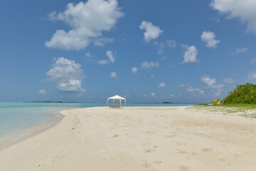 Canvas Print - Untouched beach