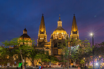 Canvas Print - Daytime view of the historical Guadalajara Cathedral