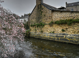 Sticker - L'Aven au passage de Pont-Aven, Finistère, Bretagne, France