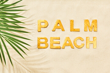 Wall Mural - palm beach - gold letters in the sand