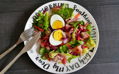 Canvas Print - Green salad from green leaves mix and vegetables. Top view